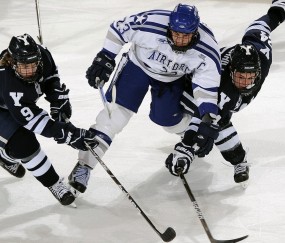开云平台-铁血防线铸就传奇之夜，巴斯托尼一锤定音，摩洛哥生死战力克卡塔尔
