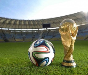 开云体育中国官网-跨界狂想，当姆巴佩在F1街道赛接管比赛，爱尔兰与伊朗的鏖战在引擎声中回响