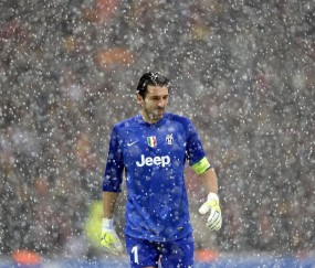 开云平台-狼啸破浪，拉文撕裂空接之城，森林狼暗夜中铸就唯一王座