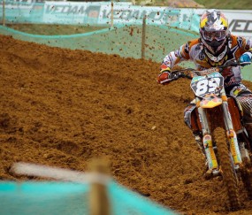 开云体育直播-世界杯之夜的双重奇迹，克莱·汤普森如何用三分雨点亮美加墨