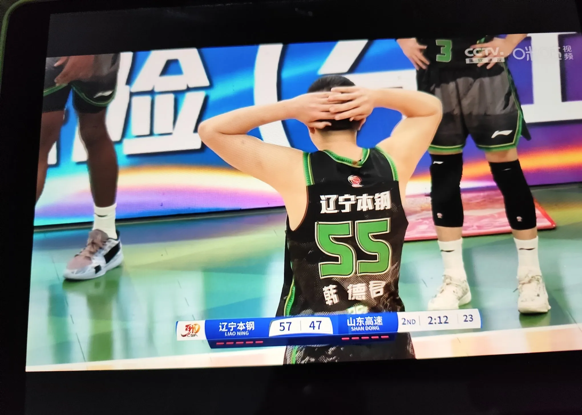 凯尔特人轻取山东队，郭艾伦刷新纪录