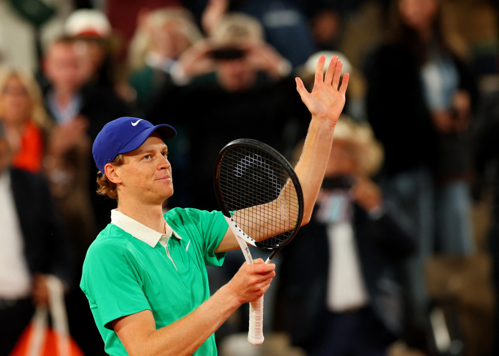 拉沃尔杯轻取法网，辛纳关键制胜