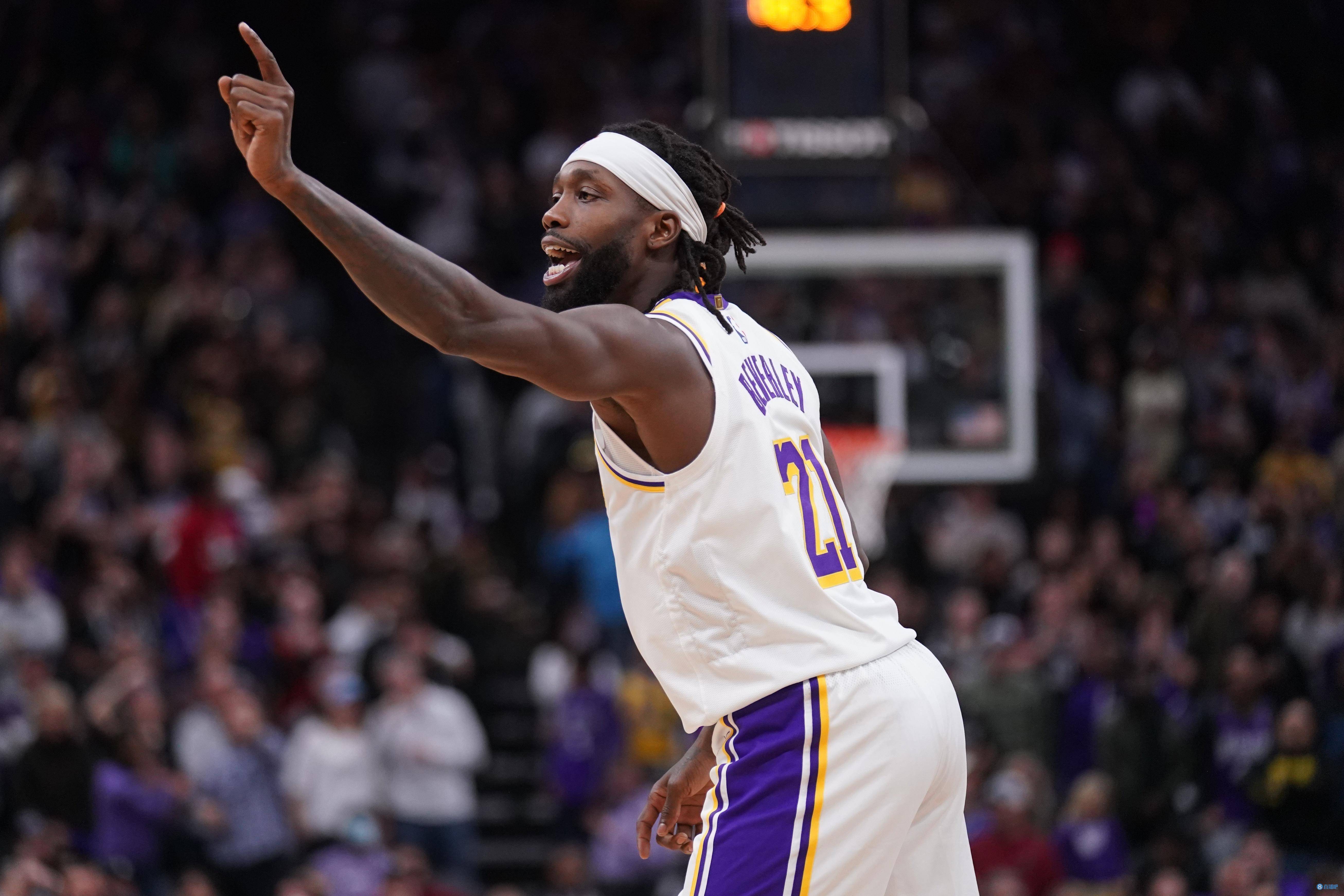 澳大利亚男篮绝地反击魔术，贝弗利惊艳世界