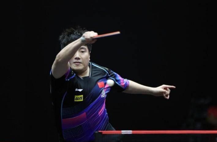 中国队险胜葡萄牙队，梁靖崑刷新纪录