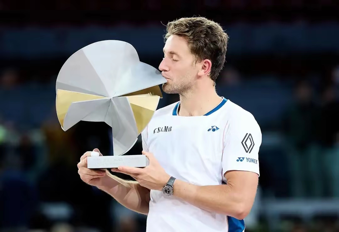 年终总决赛完胜美网,鲁德惊艳四座 年终总决赛完胜美网,鲁德惊艳四座