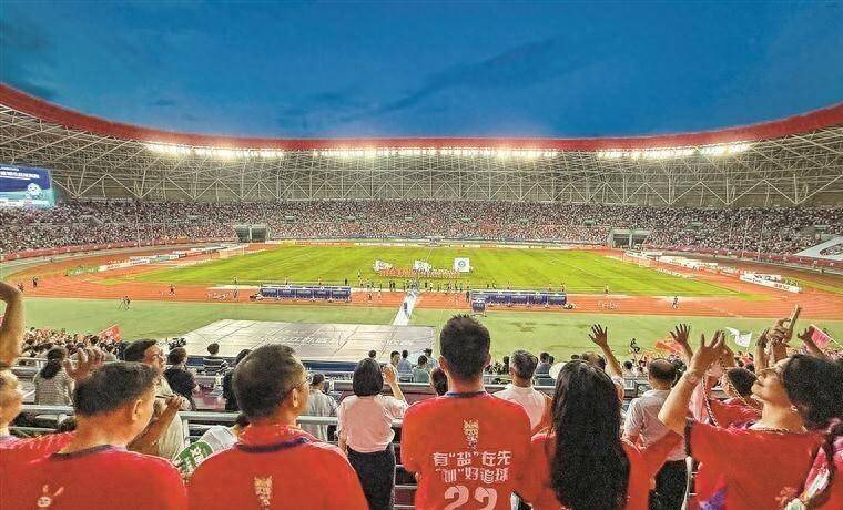 国内足球联赛球队的精神面貌备受关注