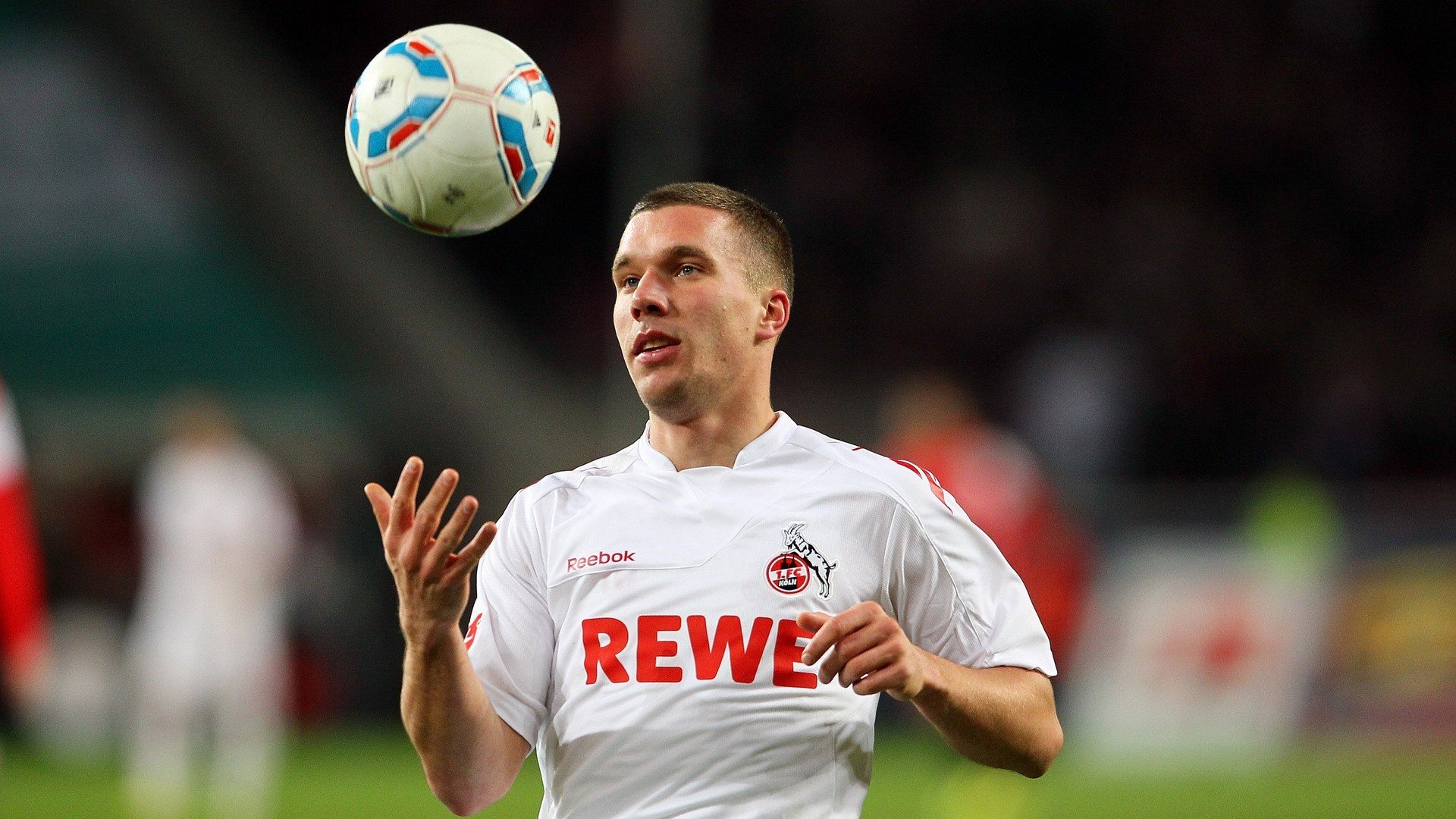 罗德里戈一锤定音！巴黎圣日耳曼客场力克莱比锡红牛，欧冠之路再添关键三分